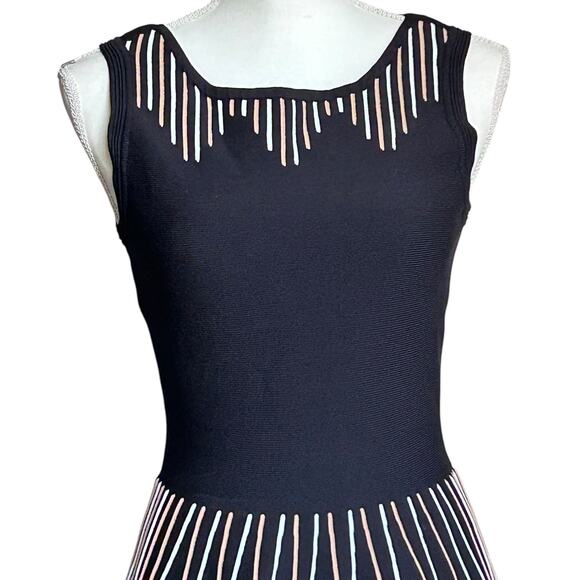 SANDRO Paris Sleeveless StretchKnit Geometric Stripe Fit Flare Black Dress-T1/XS - Picture 2 of 8